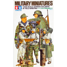  Tamiya 1:35 German Soldiers at Field Briefing - 35212 makett