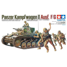 tamiya MT-35009 Pzkpfw II Kit Német könnyű tank + szárazföldi egység műanyag modell (1:35) makett