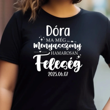 TeeInBlue Ma még menyasszony, hamarosan feleség - póló lánybúcsúra névvel Fekete póló / fekete / L ajándéktárgy