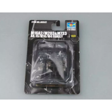  Trumpeter AR-15/M16/M4 Family M733 1:35 (00507) makett