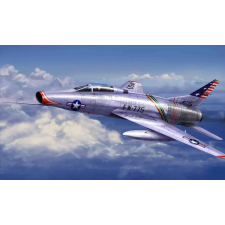  Trumpeter F-100C Super Sabre (01648) makett