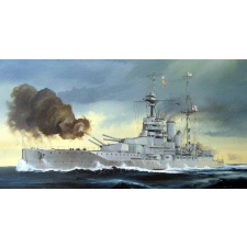  Trumpeter HMS Queen Elizabeth 1918 1:700 (05797) makett
