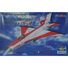  Trumpeter J-7 EB China 1:144 (01326) makett