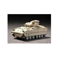 TRUMPETER M2A2 Bradley Fighting Vehicle harckocsi műanyag modell (1:72) makett