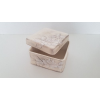 Vanilia Kerámia Domború mintás szögletes doboz, virágos natúr,kerámia, kézzel festett-13,5x13,5x11cm