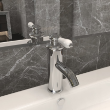 vidaXL krómozott felületű fürdőszobai mosdócsaptelep 130 x 180 mm csaptelep