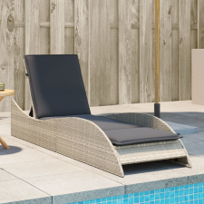 vidaXL világosszürke polyrattan napozóágy párnával 60x205x73 cm kerti bútor