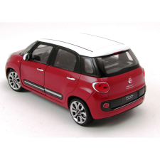 Welly Fiat 500L 2013 1:24 makett