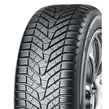 Yokohama 195/80R 15 96T TL BLUEARTH WINTER téli gumiabroncs