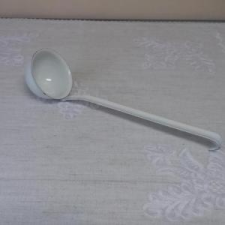 Zománcozott merõkanál, 8 cm, fehér, 47/8 edény
