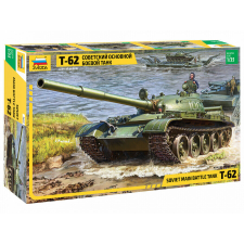  Zvezda T-62 Soviet Main Battle Tank  1:35 makett harcjármű (3622) makett